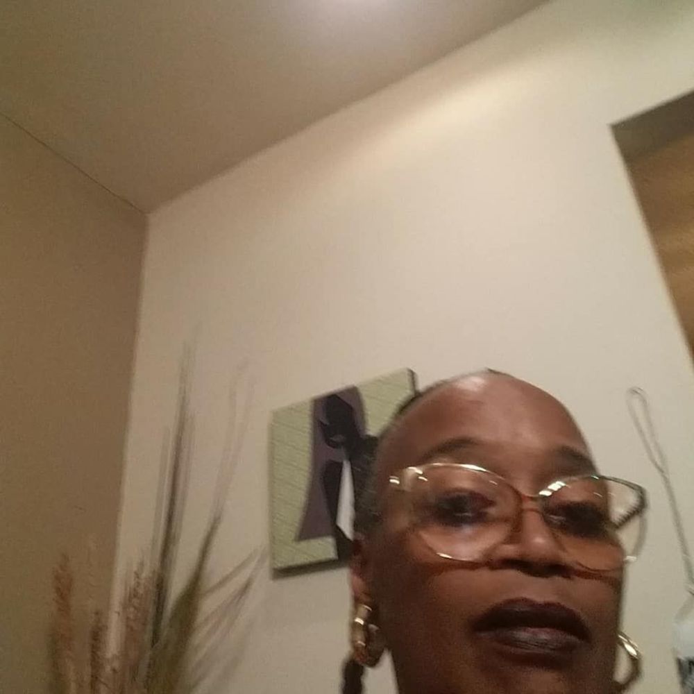 Meet your Posher, Sheryl